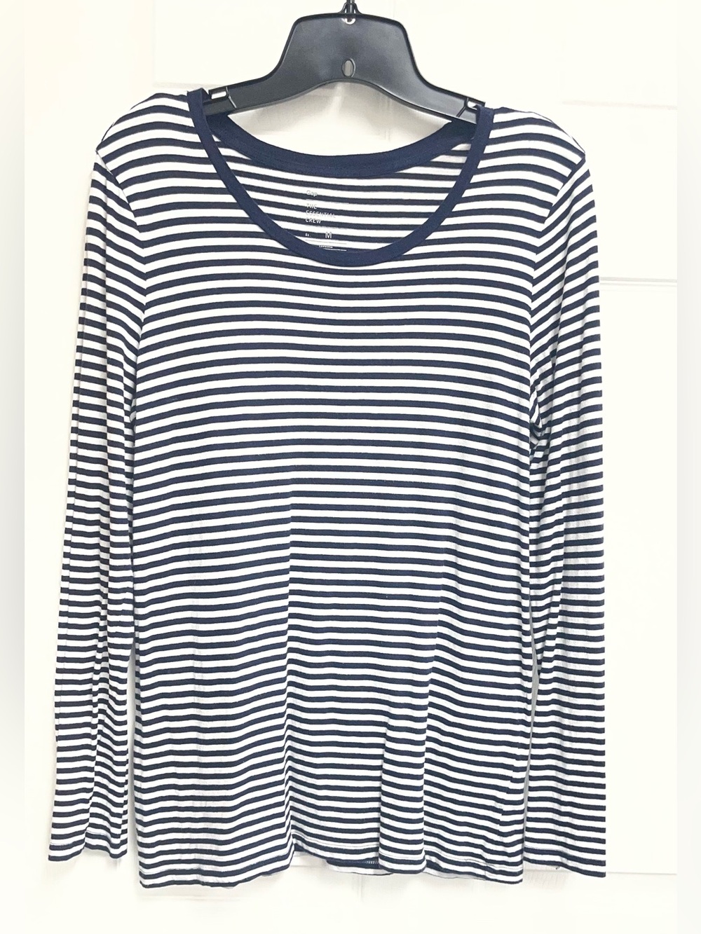 GAP Striped Crew Neck Tee in Navy & White sz M